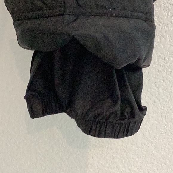 Sport Essentials black snow pants, Size 6, good condition.❄️🎿❄️⛷️❄️🏂 - Picture 7 of 7